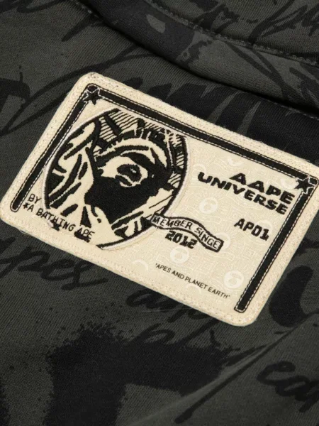 Pantaloni Aape By A Bathing Ape cu imagine gri
