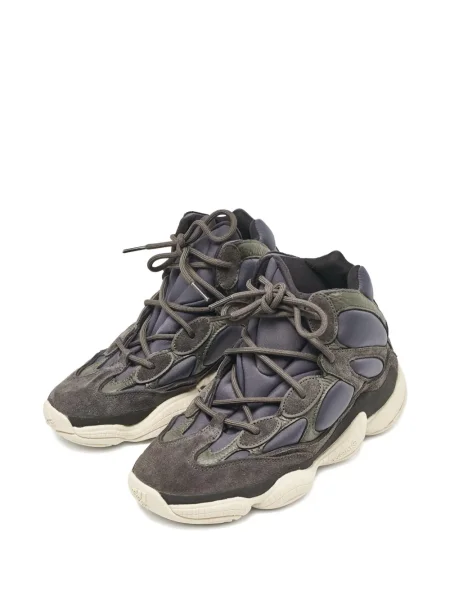 Sneakerși Adidas Yeezy din piele de căprioară gri