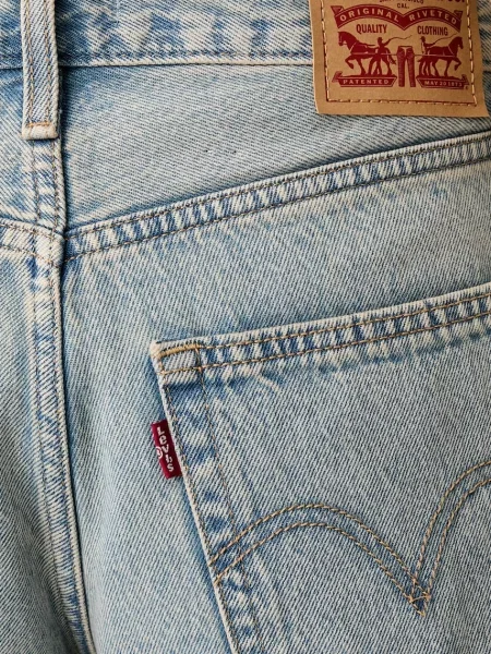 Levi's къс панталон дамски от SQUARE PEG синьо