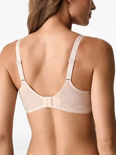Sutien Chantelle din dantelă