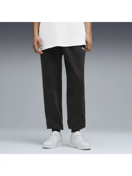 PUMA spodnie dresowe Essentials Elevated o luźnym kroju z efektem sprania Odzież S czarny