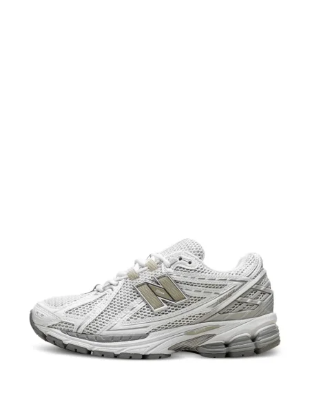 Маратонки New Balance с връзки с дантела бяло