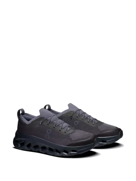 Sneakerși On gri