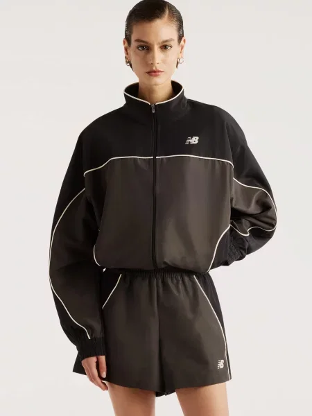 Вітровка New Balance чорна