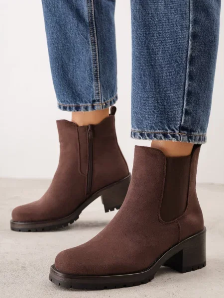 Botine chelsea Ideal din piele cu toc jos maro