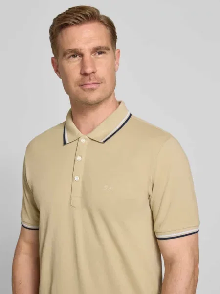 Koszulka polo o kroju relaxed fit z paskami w kontrastowym kolorze Lindbergh beżowe