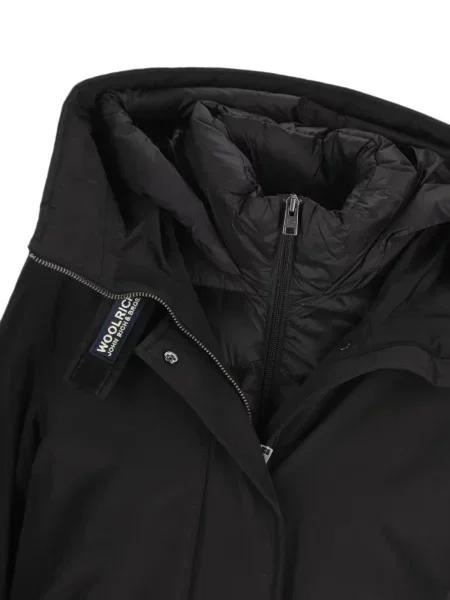 Palton Woolrich cu glugă negru
