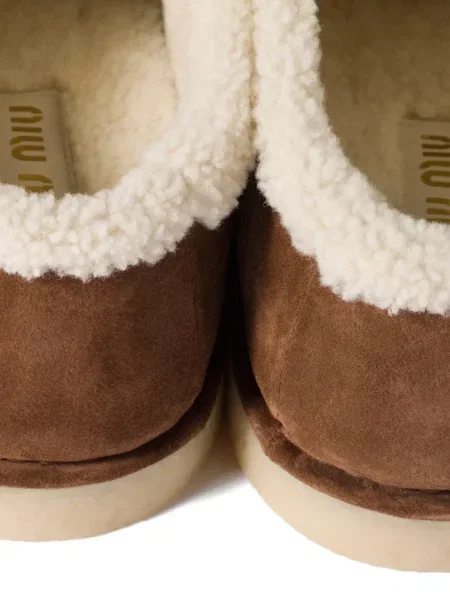 Велурени slip-on лоуфъри Miu Miu кафяво