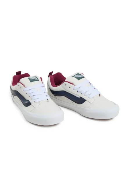 Tenis superge Vans Knu Skool bela