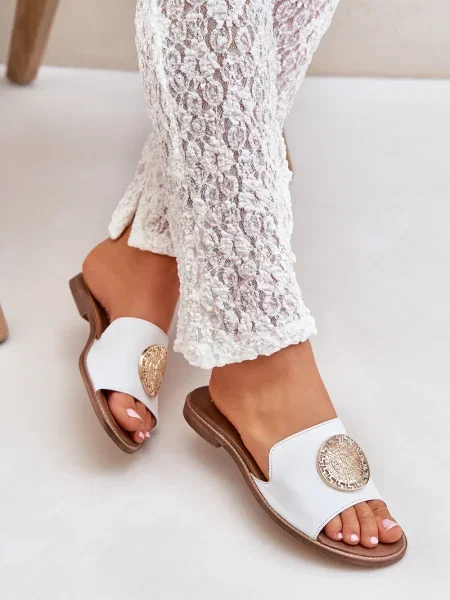 Kožené pantofle Boto na plochém podpatku bílé