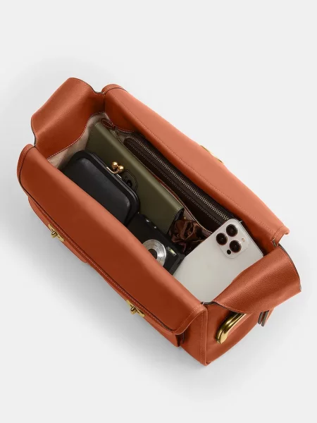 Coach сумочка hobo шкіряна Turnlock Haversack Bag