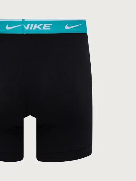 Боксеры Nike