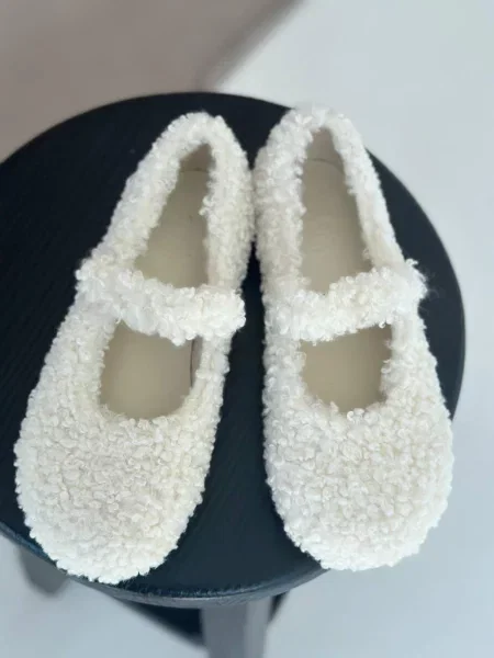 Шерсть балетки 105.store белые