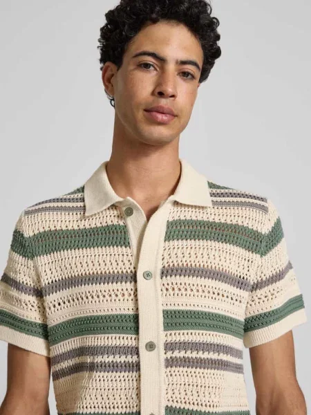 Koszula casualowa o kroju nowoczesnym w imitacji dzianiny z listwą guzikową Jack & Jones Premium