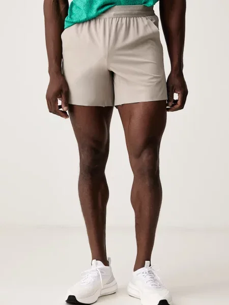 Under Armour pantaloni scurți sport pentru bărbați Vanish Elite bej