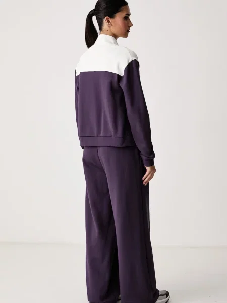 Emporio Armani Jogging ruhák földi szeder / fehér lila