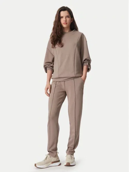 Emporio Armani Анцуг Тъмнобежов