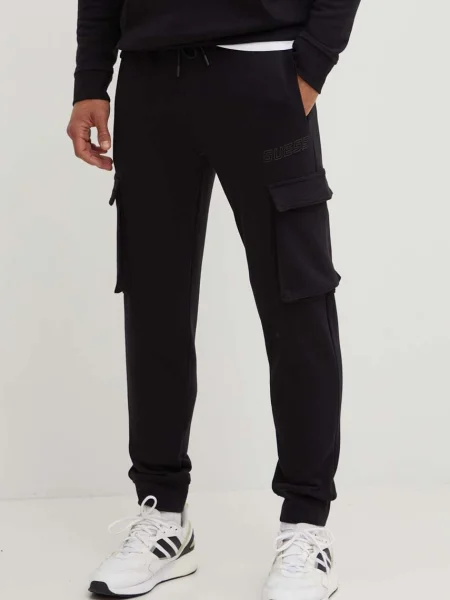 Спортен панталон Guess ALDWIN с изчистен дизайн черно