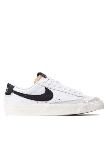 Nike Sneakersy Blazer Low bílá