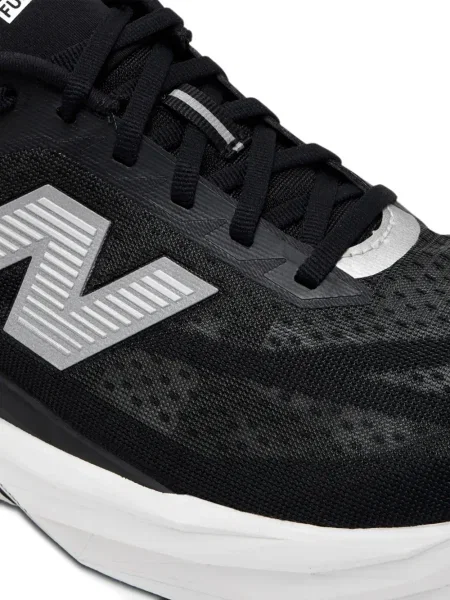 Велурени чехли New Balance на платформе сиво