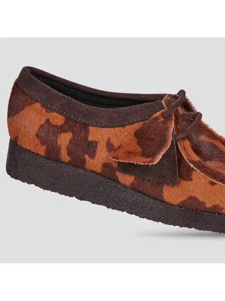 Pantofi Clarks Originals maro