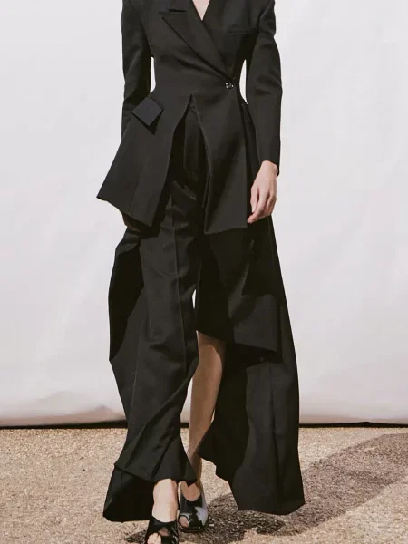 Pantaloni A.w.a.k.e. Mode drapate negru
