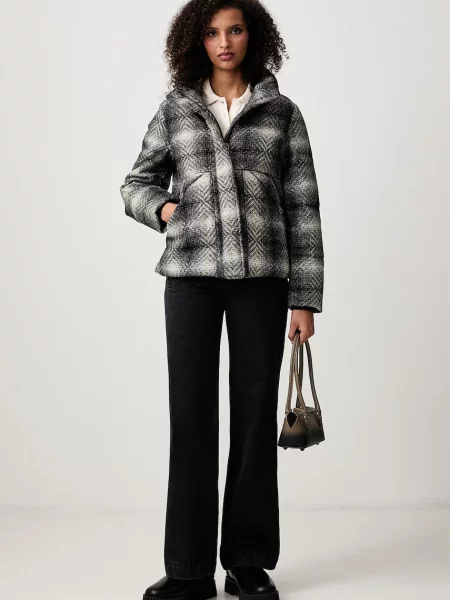 Пуховик Woolrich