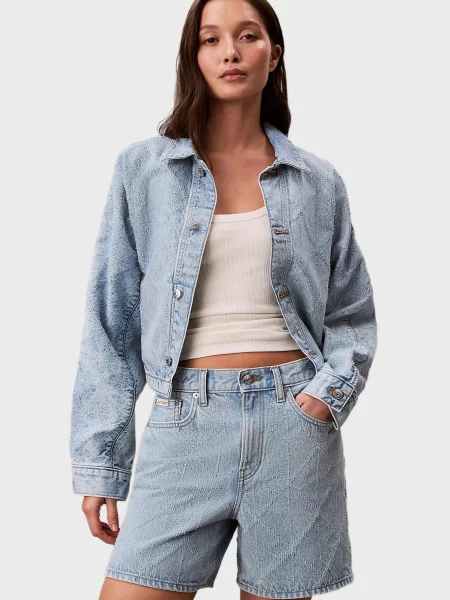 Короткие джинсовые шорты Calvin Klein Jeans с принтом голубые