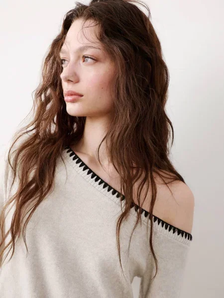 Sweter o asymetrycznym kroju Teen XS MANGO TEEN beżowy