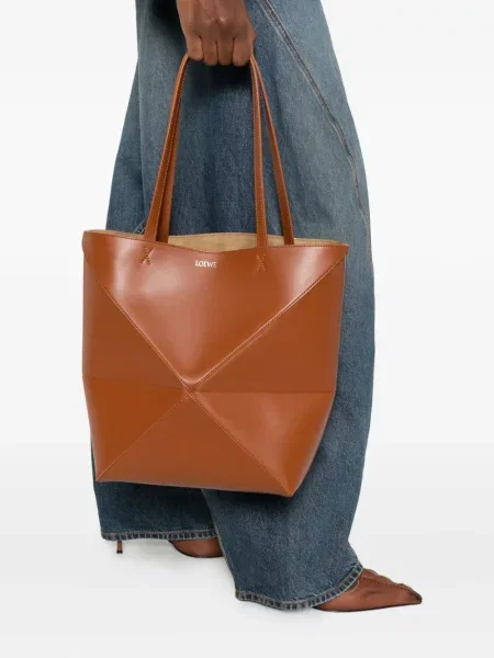 Τσάντα Loewe καφέ