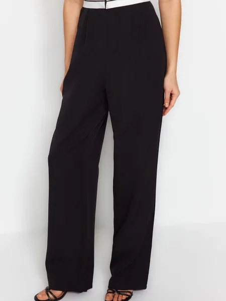 Pantaloni Trendyol negru