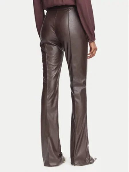 Elisabetta Franchi Műbőr nadrág Sötétbarna Flare Fit barna