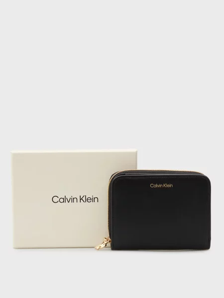 Кожаный кошелек Calvin Klein черный