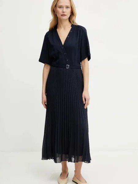 Obleka BOSS mornarsko modra