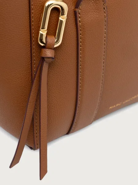 Кожаная сумка шоппер Marc Jacobs в деловом стиле