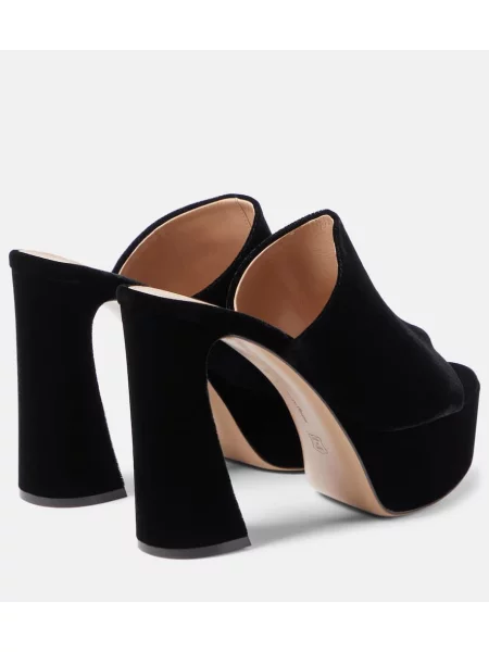 Papuci tip mules Gianvito Rossi de catifea cu platformă