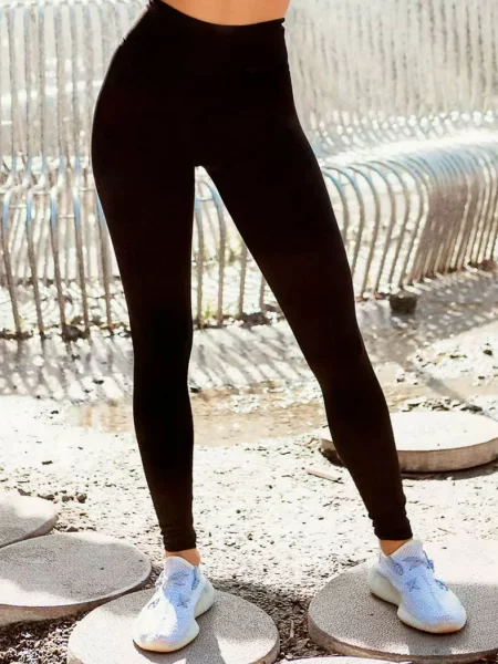 Легінси Totalfit з високою посадкою чорні