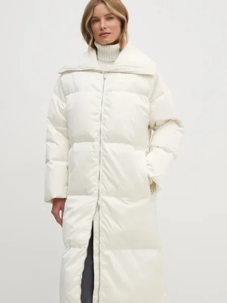 Pehelydzseki Calvin Klein bézs