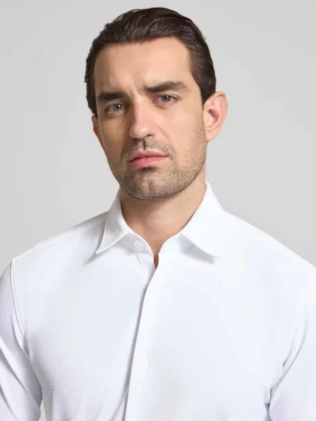 Koszula biznesowa o kroju slim fit z fakturą model ‘ERMO’ Hugo biała