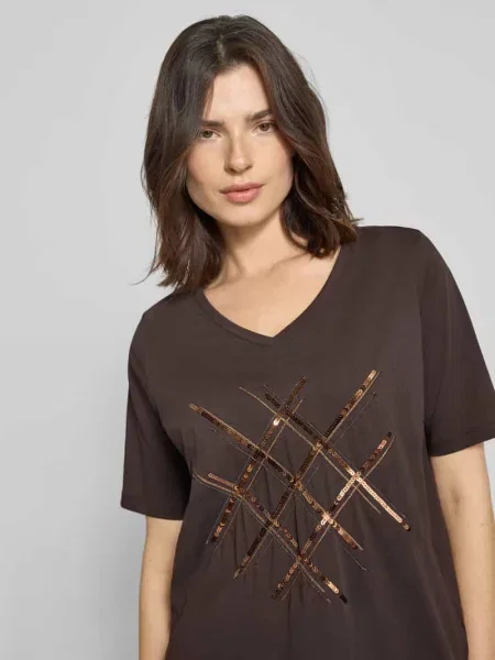 T-shirt z cekinami i dekoltem w serek Milano Italy