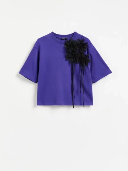 Reserved Tricou cu conținut ridicat de violet