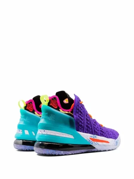 Tenisky Nike LeBron fialové