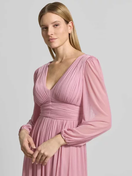 Sukienka wieczorowa w plisowanym stylu krój regular fit Lipsy