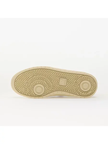 Veja Leather Ext White Marsala Kobiety Buty sportowe Veja Size: 7 biały