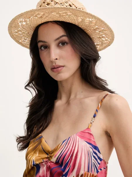 Kapa Ruslan Baginskiy bež