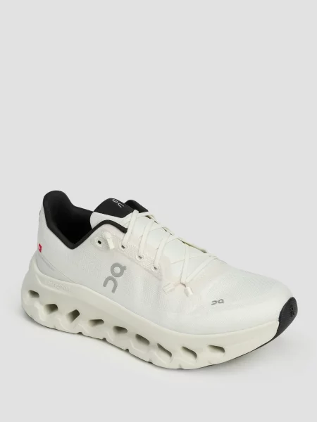 Sneakers On W Cloudtilt Pearl/ Ice EUR 37 beżowe