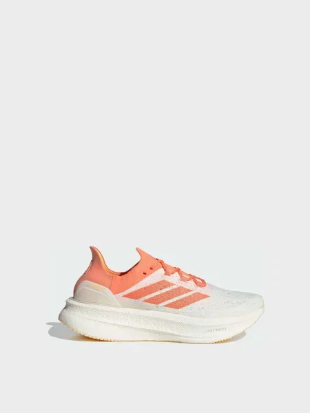 Кроссовки для бега Adidas UltraBoost белые