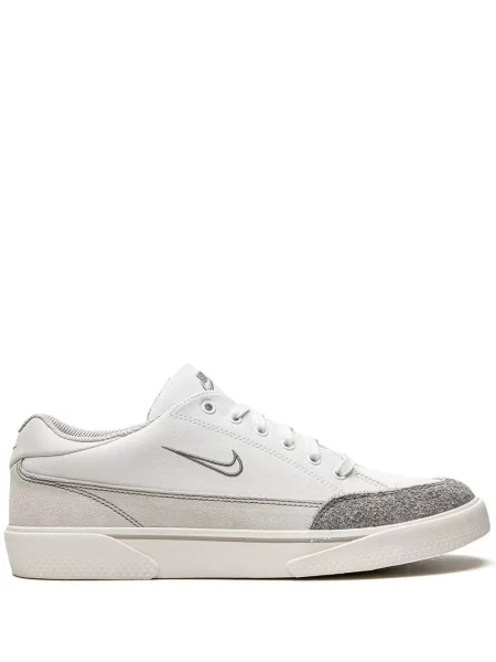 Sneakerși Nike