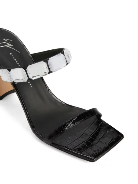 Sandale Giuseppe Zanotti cu vârf pătrat negru