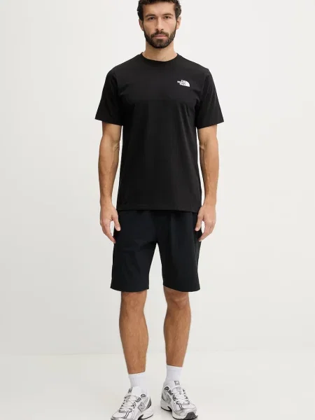 Pánske trekingové tričko The North Face Vertical Regular tbf black čierna